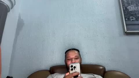 Snapshot of 0_kingsley chatting on December 2024 08:50:01 PM Kingsley online show from December 2024 08:50:01 PM