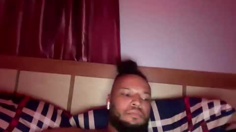 Snapshot of 0_kingsley chatting on December 2024 02:04:01 AM Kingsley online show from December 2024 02:04:01 AM