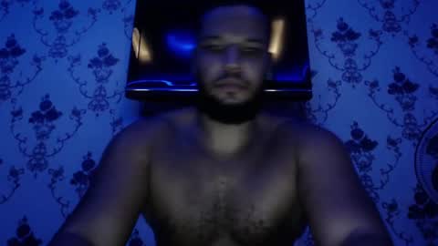 Snapshot of 0_kingsley chatting on January 2025 11:55:01 PM Kingsley online show from January 2025 11:55:01 PM