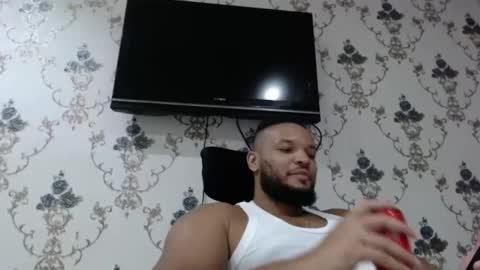 Snapshot of 0_kingsley chatting on January 2025 09:42:02 PM Kingsley online show from January 2025 09:42:02 PM