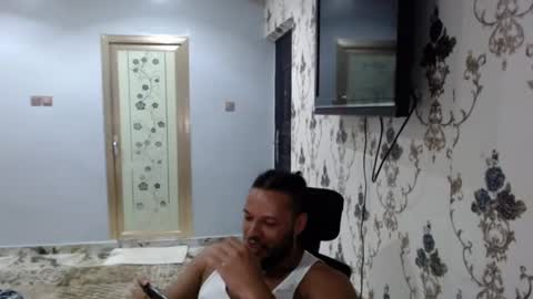 Snapshot of 0_kingsley chatting on January 2025 08:49:02 PM Kingsley online show from January 2025 08:49:02 PM