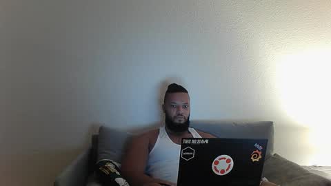 Snapshot of 0_kingsley chatting on October 2025 11:10:02 AM Kingsley online show from October 2025 11:10:02 AM