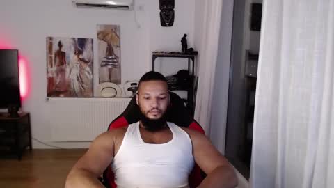 Snapshot of 0_kingsley chatting on October 2025 10:43:02 PM Kingsley online show from October 2025 10:43:02 PM