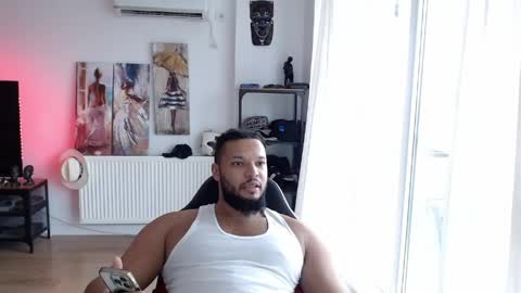 Snapshot of 0_kingsley chatting on April 2026 10:43:02 AM Kingsley online show from April 2026 10:43:02 AM
