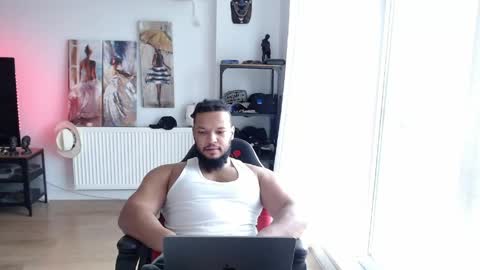 Snapshot of 0_kingsley chatting on May 2026 02:35:02 PM Kingsley online show from May 2026 02:35:02 PM