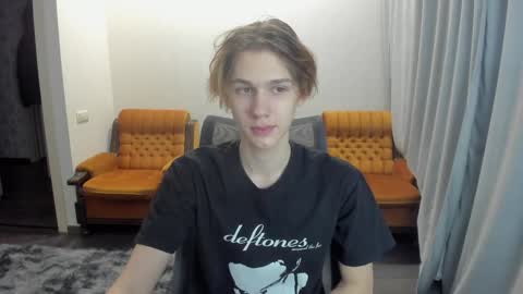 Snapshot of 0verlandd chatting on December 2024 11:43:02 AM Adam online show from December 2024 11:43:02 AM