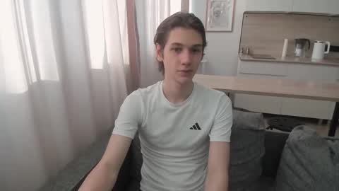 Snapshot of 0verlandd chatting on September 2025 09:55:01 AM Adam online show from September 2025 09:55:01 AM