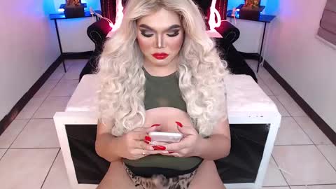 Sasha Banks online show from December 2024 05:27:02 AM