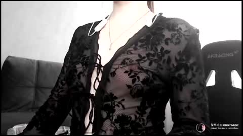 111__________________ online show from October 2025 11:16:01 AM