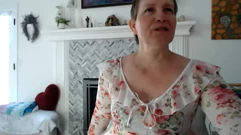 Aurora Willows online show from March 2026 03:18:01 PM