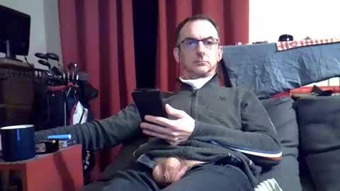 18remy45 online show from April 2026 08:18:01 PM