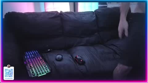 19reddragon86 online show from October 2025 08:18:02 PM