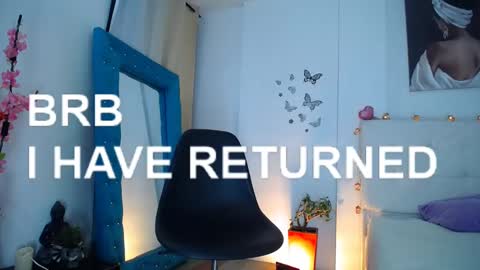 Snapshot of 19vanee chatting on February 2025 04:42:02 PM stef read my description online show from February 2025 04:42:02 PM