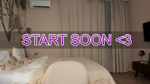 Snapshot of 1i1ypa1mer chatting on October 2025 03:52:01 PM Lily 3 online show from October 2025 03:52:01 PM