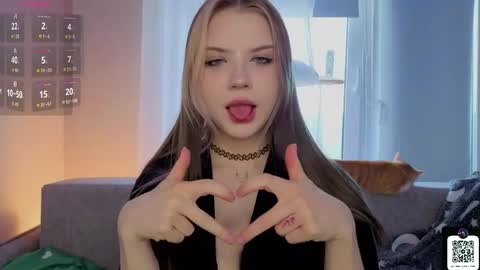 Mia online show from March 2026 05:35:01 AM