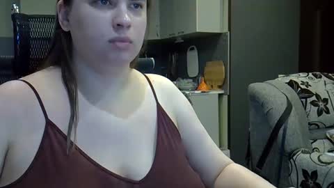 1LINDSEY1 online show from September 2025 05:13:01 PM