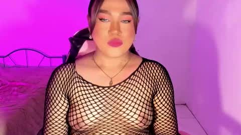 1lovelymess online show from October 2025 02:17:01 AM