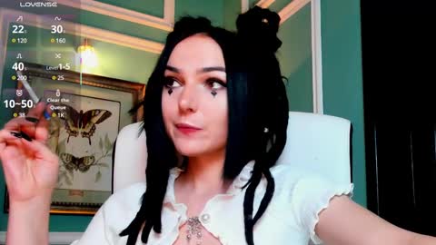 Moona  online show from February 2025 11:41:02 AM