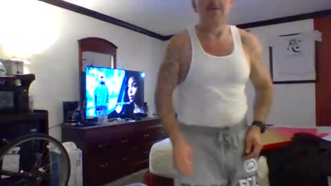 TheShyOne18 online show from April 2026 04:45:02 PM