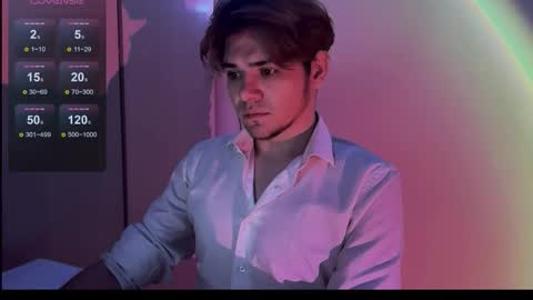 1roberttt online show from October 2025 09:23:01 PM