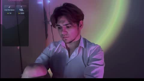 1roberttt online show from October 2025 09:01:01 PM