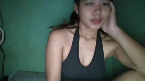 Snapshot of 1smile4u chatting on February 2025 03:33:01 AM 1smile4u online show from February 2025 03:33:01 AM