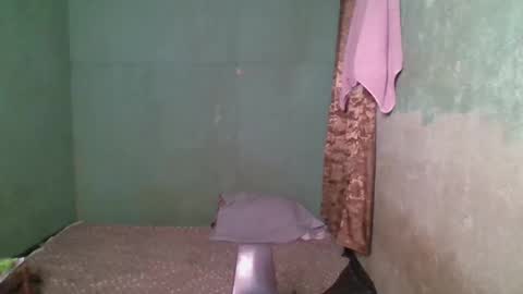 Snapshot of 1smile4u chatting on October 2025 04:10:01 AM 1smile4u online show from October 2025 04:10:01 AM