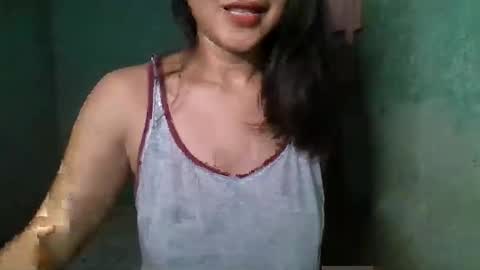 Snapshot of 1smile4u chatting on November 2025 11:32:02 PM 1smile4u online show from November 2025 11:32:02 PM