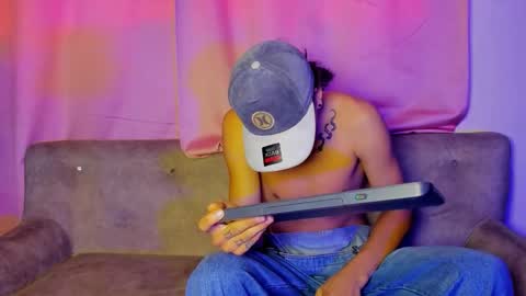 1Threestar online show from February 2025 02:04:02 PM