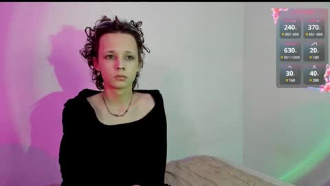 Milos online show from January 2025 10:44:02 PM