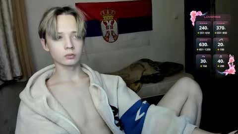 Milos online show from November 2025 08:47:02 PM