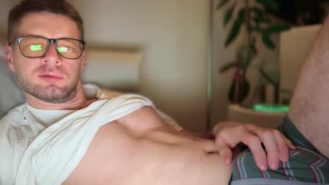 Snapshot of 2017ssseeexxx chatting on February 2025 09:03:02 PM Romano online show from February 2025 09:03:02 PM