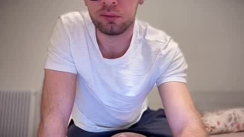 Snapshot of 2017ssseeexxx chatting on March 2025 04:25:01 PM Romano online show from March 2025 04:25:01 PM