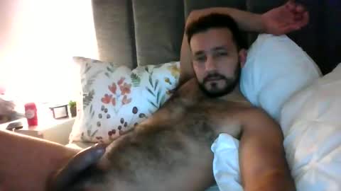 2022felipe online show from January 2025 05:05:02 AM