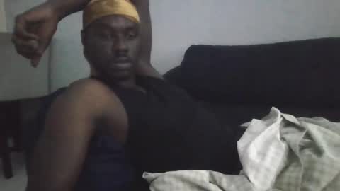 Snapshot of 242doggy242 chatting on February 2025 07:05:02 PM 420 Bbc online show from February 2025 07:05:02 PM