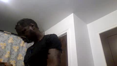 Snapshot of 242doggy242 chatting on November 2025 12:38:01 PM 420 Bbc online show from November 2025 12:38:01 PM