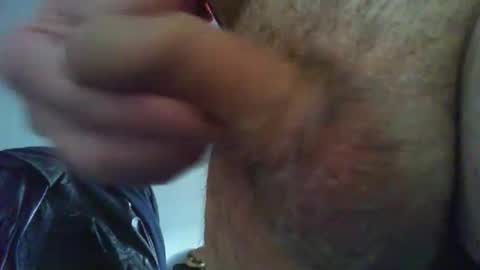 Snapshot of 2_small_4u chatting on November 2025 09:53:02 AM 2_small_4u online show from November 2025 09:53:02 AM