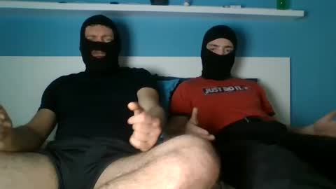 Snapshot of 2frenchfriends chatting on February 2025 10:59:01 PM 2frenchfriends online show from February 2025 10:59:01 PM