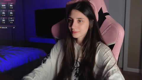 Lina       free control in pvt online show from March 2026 06:24:01 PM