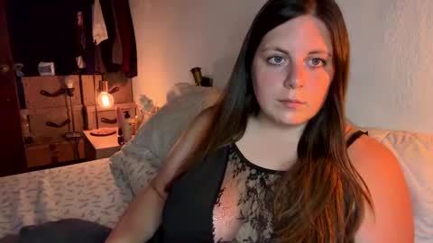 Snapshot of 2littlefox chatting on January 2025 12:20:02 AM 2littlefox online show from January 2025 12:20:02 AM