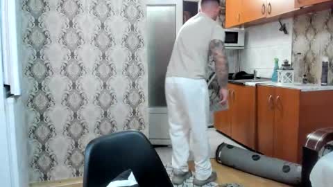 2sexymuscles online show from November 2025 08:54:02 PM