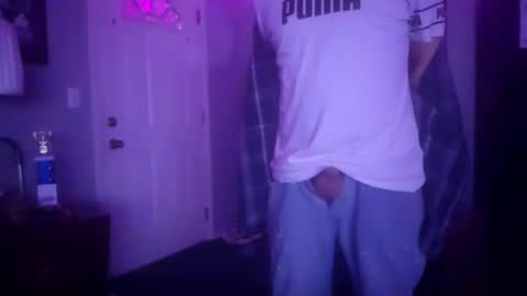 Snapshot of 2stroke82 chatting on January 2025 10:03:01 AM 2stroke82 online show from January 2025 10:03:01 AM