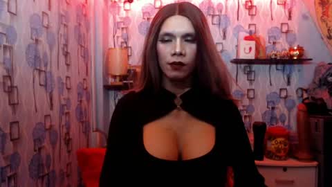 Snapshot of 30cmfullyloadedcum chatting on June 2026 08:11:02 AM Julia G online show from June 2026 08:11:02 AM