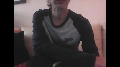 Snapshot of 34colombiano34 chatting on May 2026 08:43:02 AM 34colombiano34 online show from May 2026 08:43:02 AM