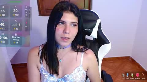 erika online show from December 2024 04:41:01 AM