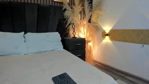 3X NAXAA online show from January 2026 01:04:01 PM