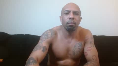 420flyguy online show from December 2024 10:52:02 PM