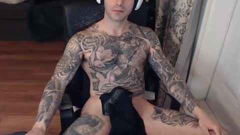 Snapshot of 420randomguy chatting on December 2024 11:13:02 PM Anomander Rake online show from December 2024 11:13:02 PM