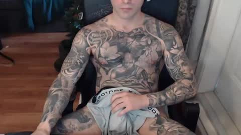 Snapshot of 420randomguy chatting on January 2025 06:31:01 PM Anomander Rake online show from January 2025 06:31:01 PM