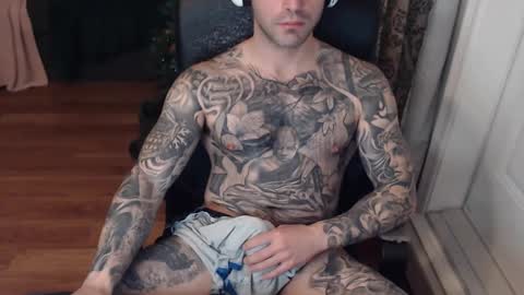 Snapshot of 420randomguy chatting on January 2025 12:33:01 AM Anomander Rake online show from January 2025 12:33:01 AM